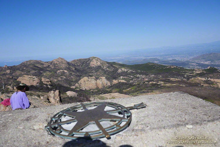 Tri Peaks (left) and Big Dome from Sandstone Peak. The top of Boney Mountain's Western Ridge/Mountaineer's Route is between the two peaks.