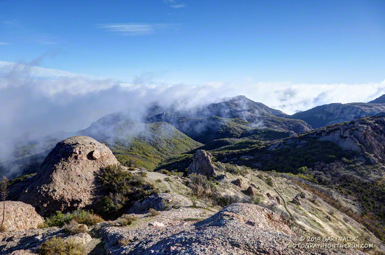 View east from "Boney Point" -- the high point along the crest of the north side of Boney Mountain. The Upper Cabin Trail can also be used to ascend to this point.