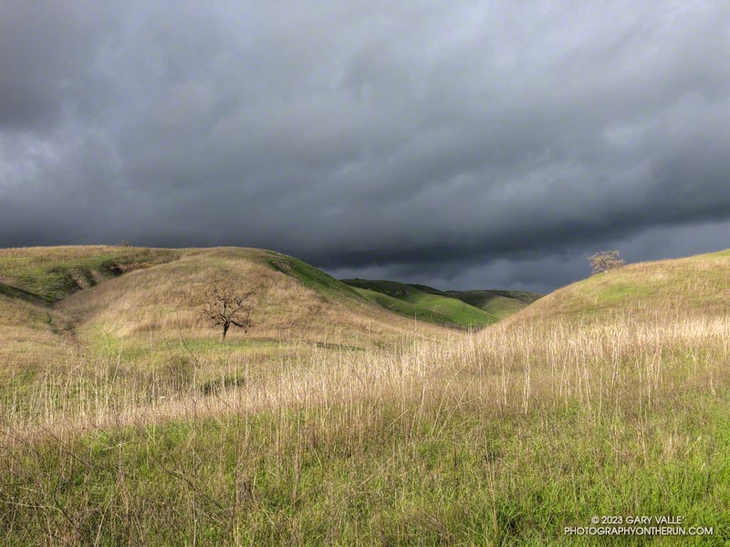 Looking back at darkening skies to the northeast.
