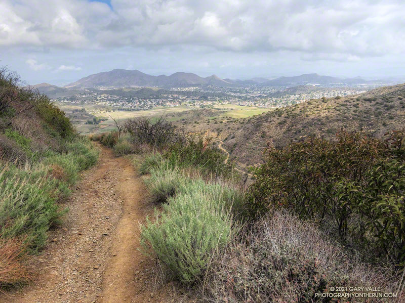 Descending Danielson Road on the way back to Satwiwa and the Wendy Drive Trailhead.
