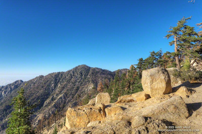 Twin Peaks East from a viewpoint along the Mt. Waterman Trail. August 28, 2022.